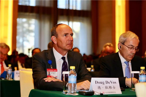 美国安利公司董事会联合主席德•狄维士 第十一次出席中国发展高层论坛